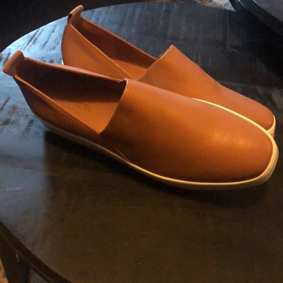 vince loafers womens